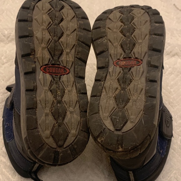 Cougar Winter Boots Insulated ( kids size 11) - Picture 3 of 4